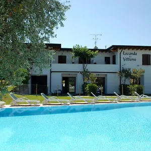https://locanda-da-vittorio.it-lombardy.com